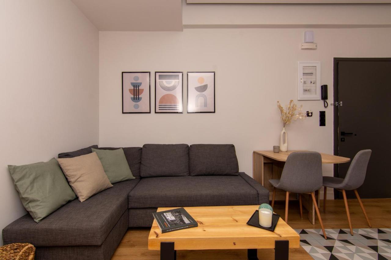 Studio 48, Cozy Apartment In Kalamata City Center Exterior photo